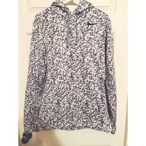 Men’s Nike Sweatshirt